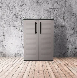 Armadio da esterno Anthony, Grigio chiaro e Nero, Finitura righe<Dmora Outlet
