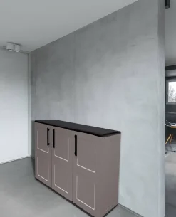 Armadio da esterno Aranka, Grigio e Nero, Finitura quadri<Dmora Outlet