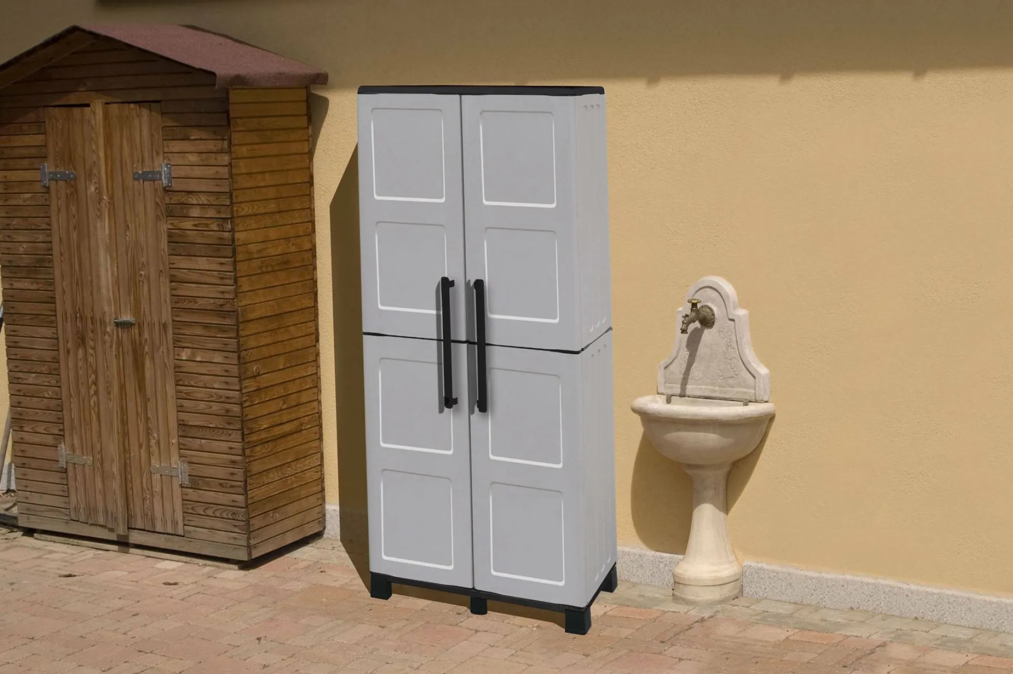 Armadio da esterno Askan, Grigio chiaro e Nero, Finitura quadri<Dmora Cheap