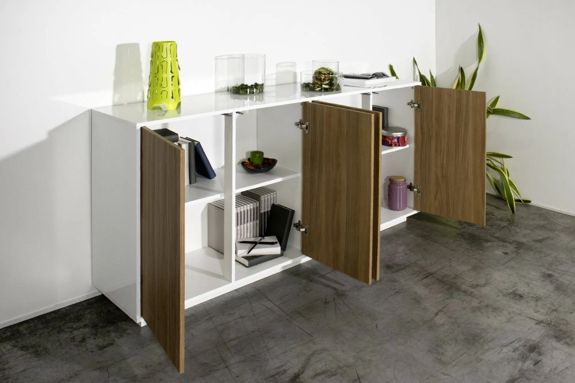 Credenza Dnande, cm 180x41h86, Bianco lucido e Noce<Dmora Sale
