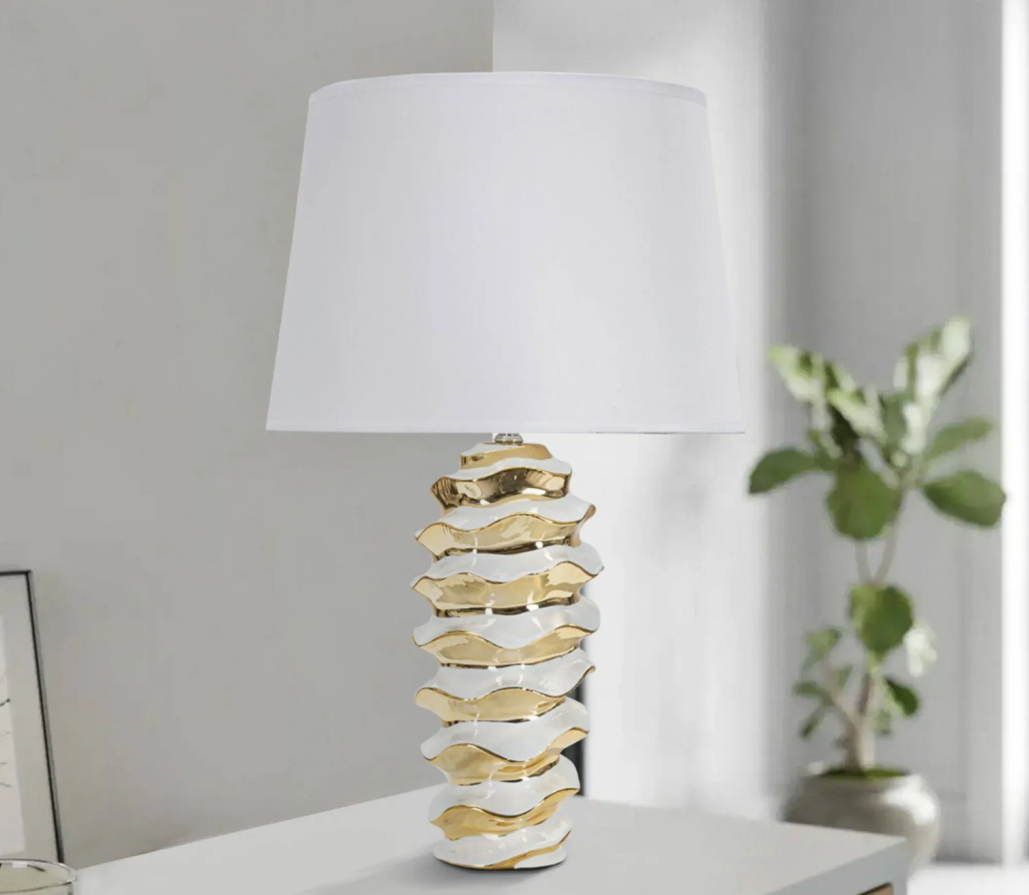 Lampada da tavolo Ashcan, 33x33 h53 cm, Bianco e Oro<Dmora Cheap