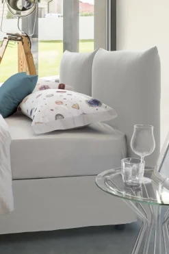 Letto matrimoniale Aghineo, adatto per materasso Cm 160x200,<Dmora Cheap