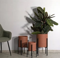 Set di 3 portavasi Cisterna, 36x36 h57 cm, Terracotta e Nero<Dmora Store