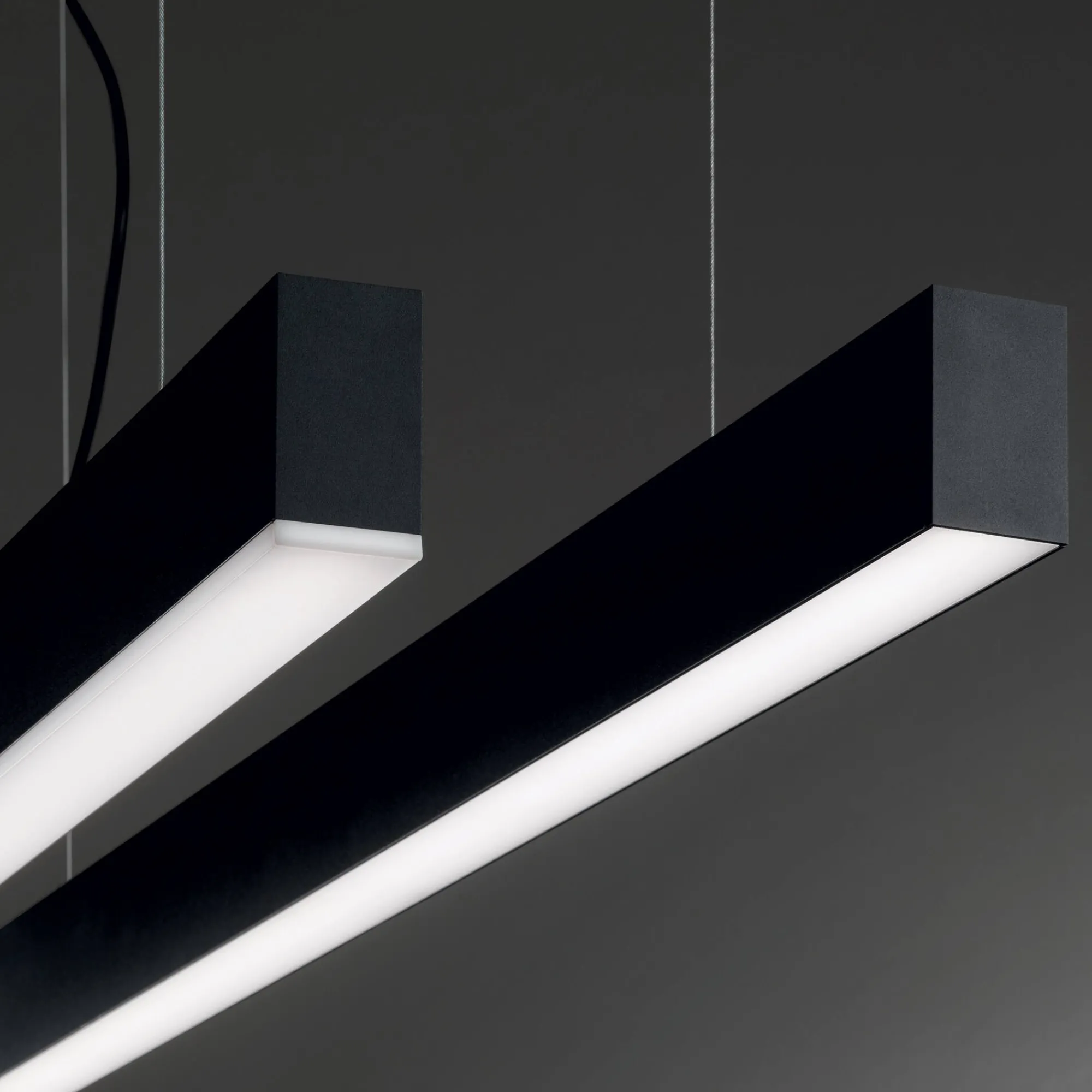 Sistema luce binario FLUO WIDE 1800 3000K BK, 181 x 5 x h8 cm,<Dmora Hot